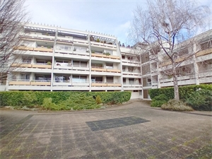 t2 à la vente -   63400  CHAMALIERES, surface 47 m2 vente t2 - UBI453446429